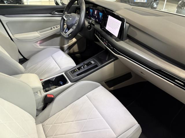 Volkswagen Golf image 9