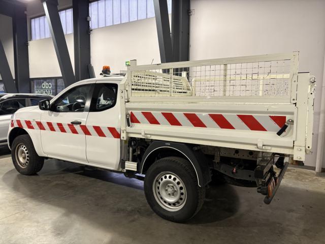 Nissan Navara image 3