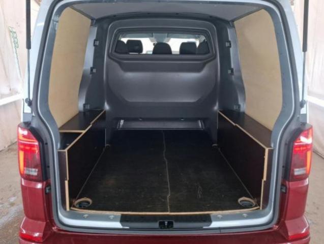 Volkswagen Transporter image 1