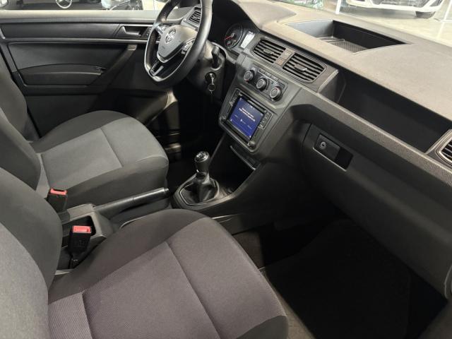 Volkswagen Caddy Van image 2