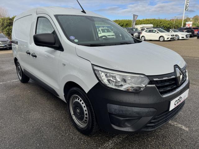Renault Express Van image 3