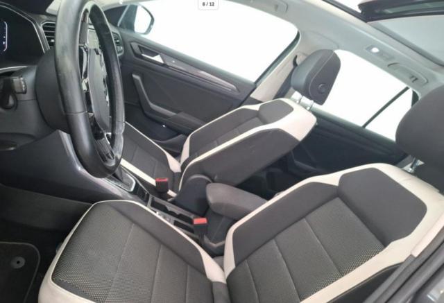 Volkswagen T-Roc image 1