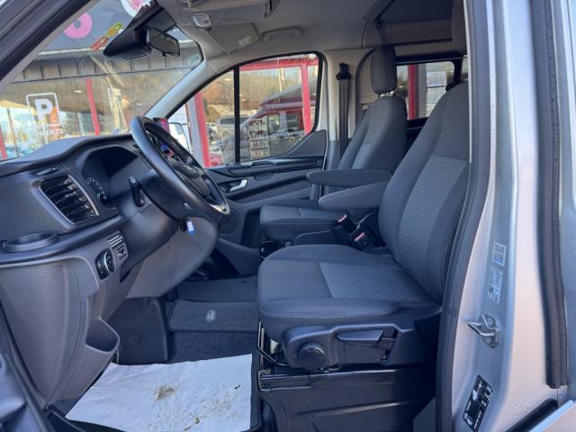 Ford Transit Custom Fourgon image 3