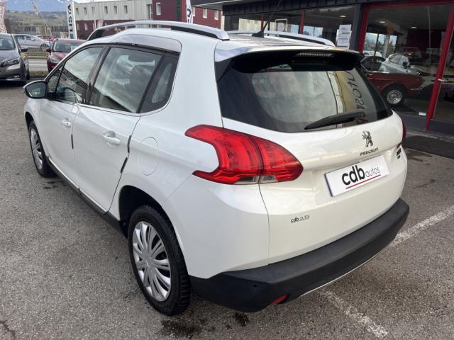 Peugeot 2008 image 7