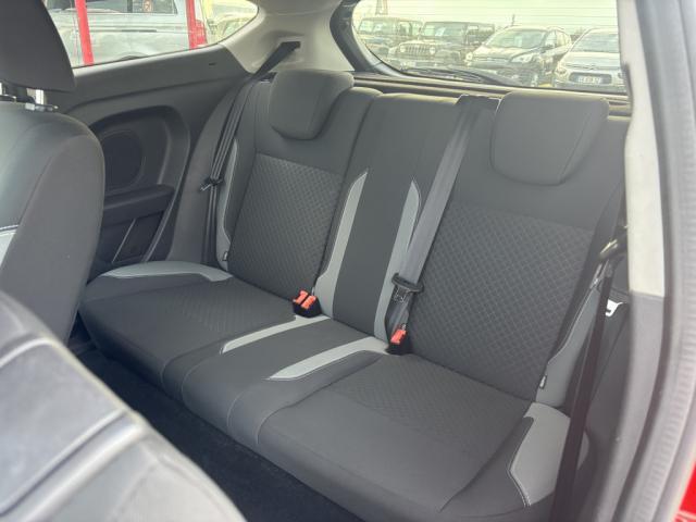 Ford Fiesta image 7