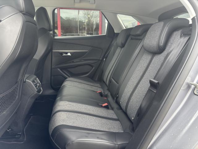 Peugeot 3008 image 8