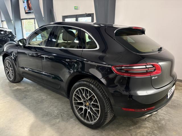 Porsche Macan image 1
