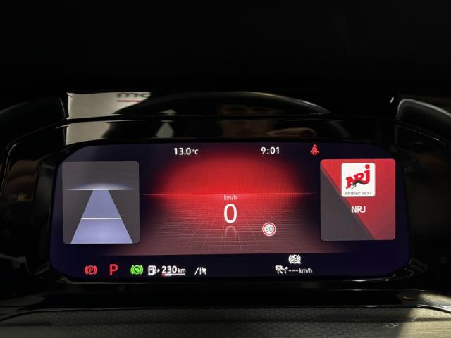 Volkswagen Golf image 6