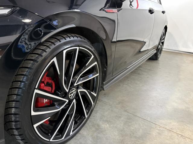 Volkswagen Golf image 4