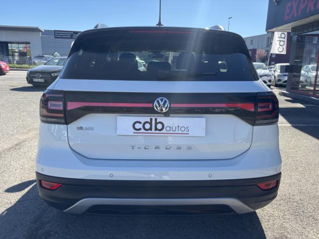 Volkswagen T-Cross image 2