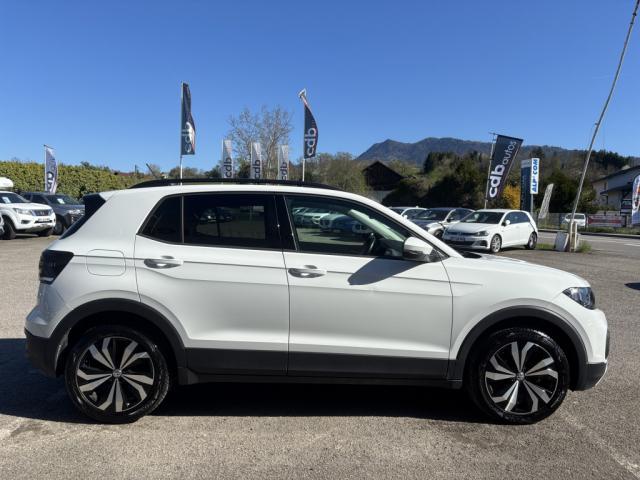 Volkswagen T-Cross image 1
