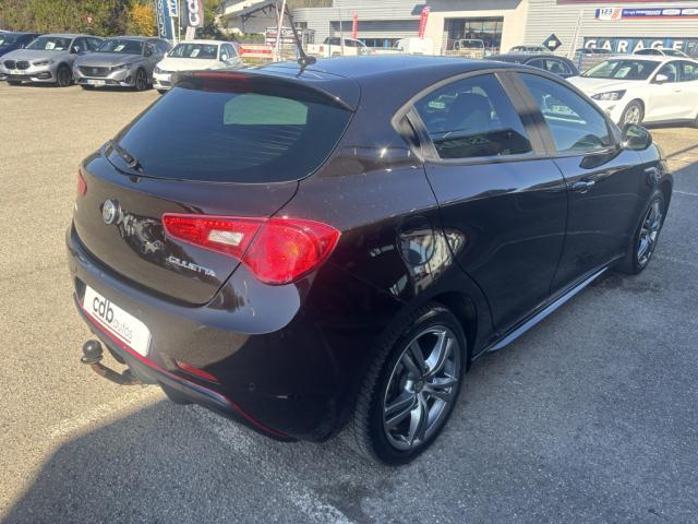 Alfa Romeo Giulietta image 5