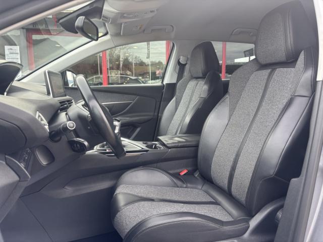 Peugeot 3008 image 3