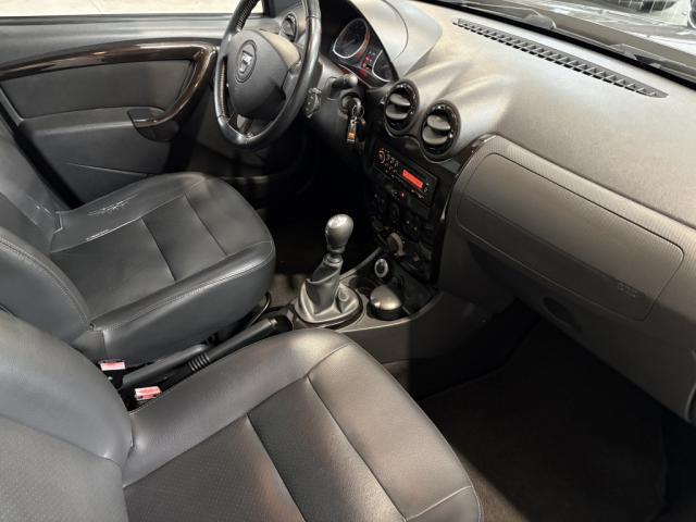 Dacia Duster image 2