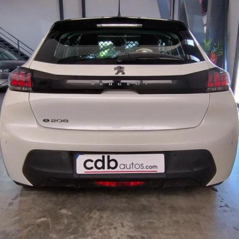 Peugeot 208 image 6