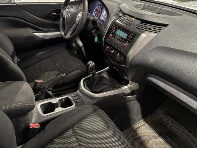 Nissan Navara image 4