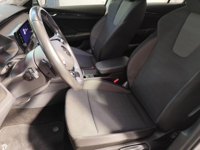 Skoda Octavia image 1