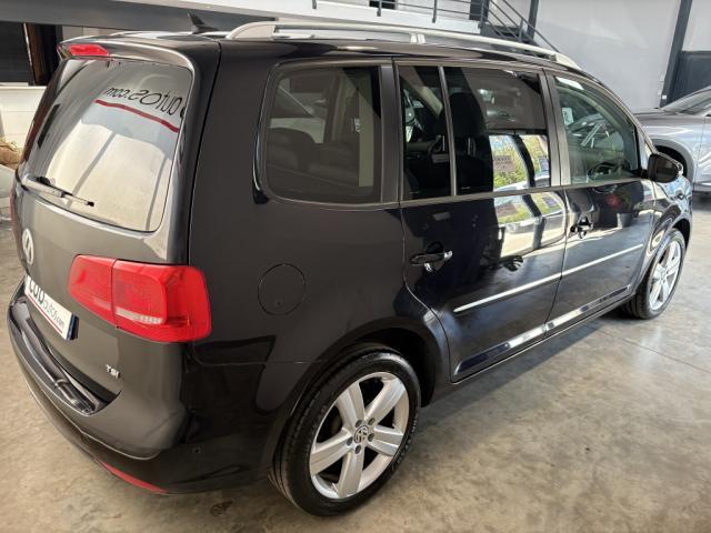 Volkswagen Touran image 9