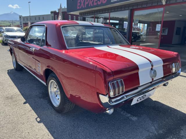 Ford Mustang image 1