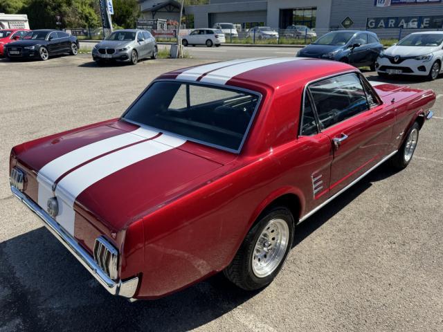 Ford Mustang image 4