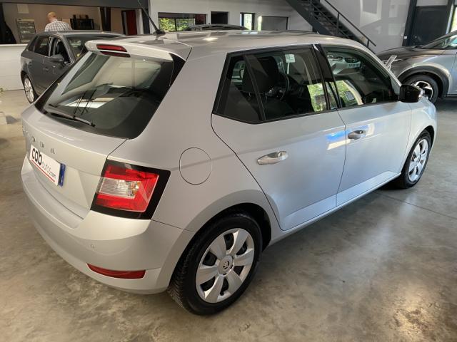 Skoda Fabia image 2