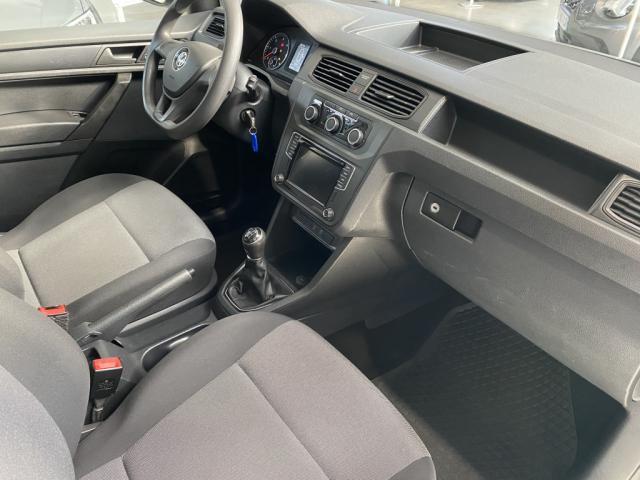 Volkswagen Caddy Van image 8