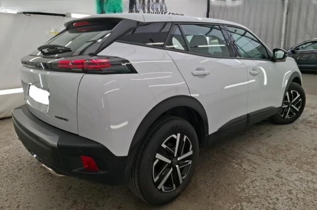 Peugeot 2008 image 8