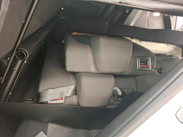 Peugeot 2008 image 1