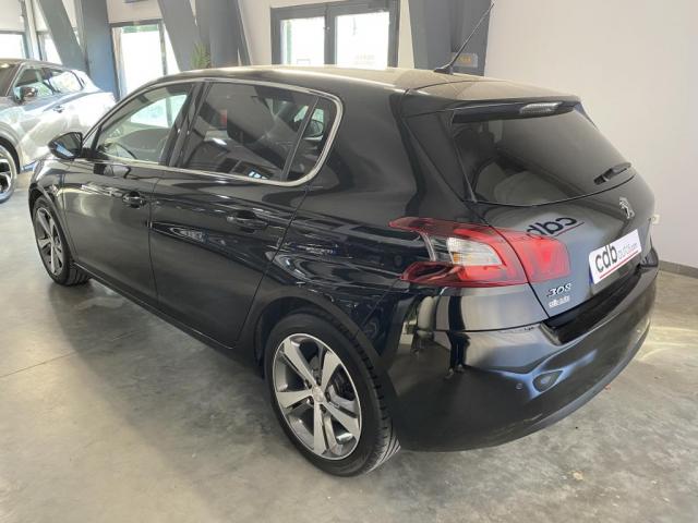 Peugeot 308 image 8
