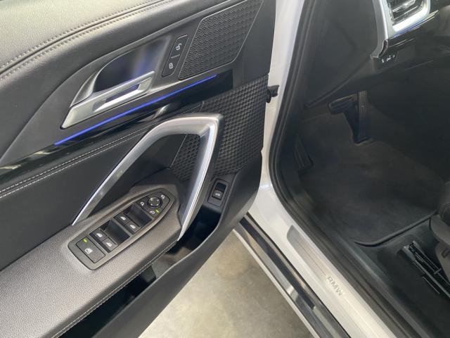 Bmw Ix1 image 1
