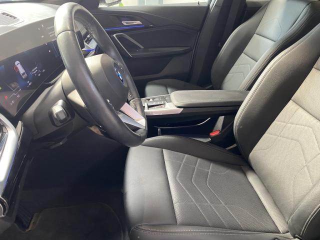 Bmw Ix1 image 8