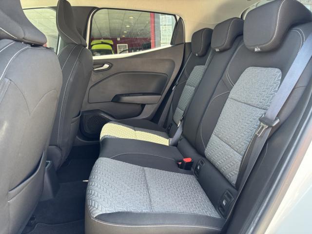 Renault Clio image 6