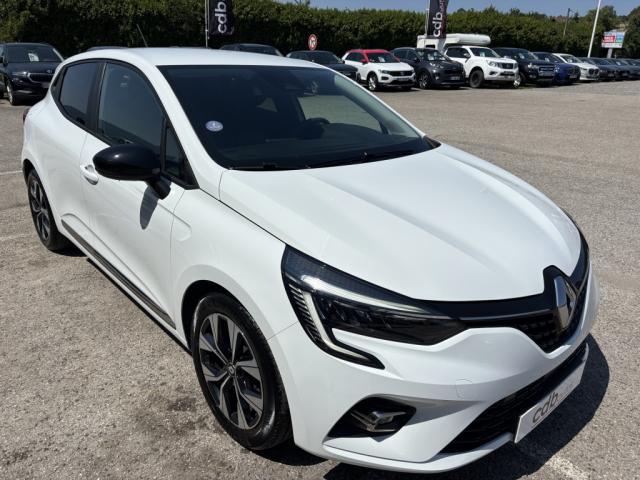 Renault Clio image 2