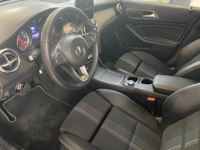 Mercedes Benz Gla image 8