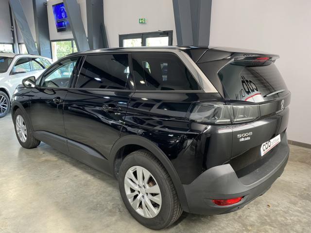 Peugeot 5008 image 8