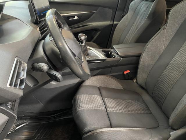 Peugeot 5008 image 9