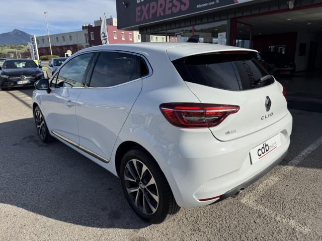 Renault Clio image 9