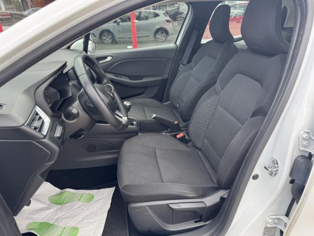 Renault Clio image 2