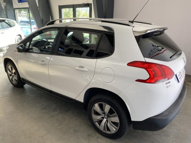 Peugeot 2008 image 8