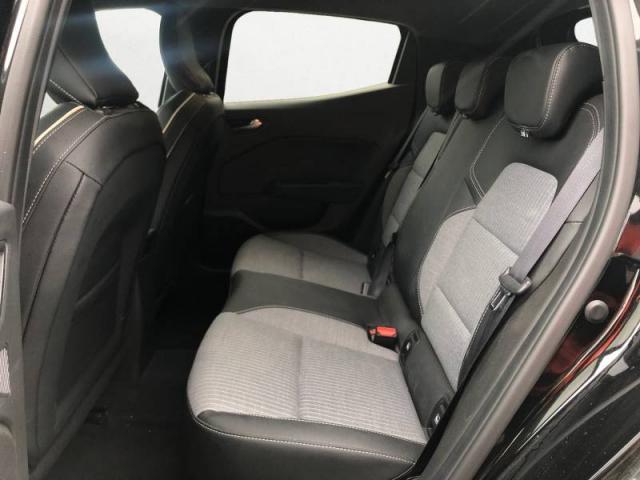 Renault Clio image 6