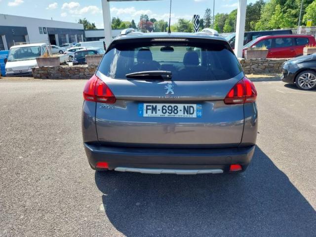 Peugeot 2008 image 6