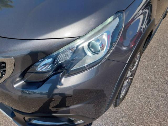 Peugeot 2008 image 2