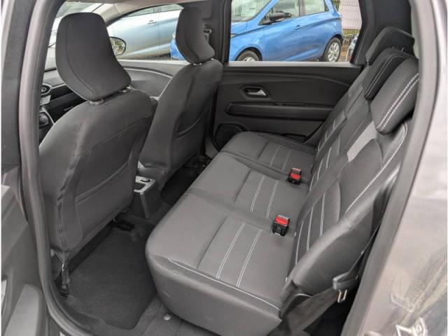Dacia Jogger image 8