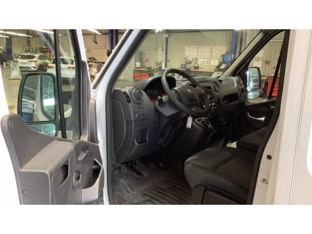 Renault Master image 3