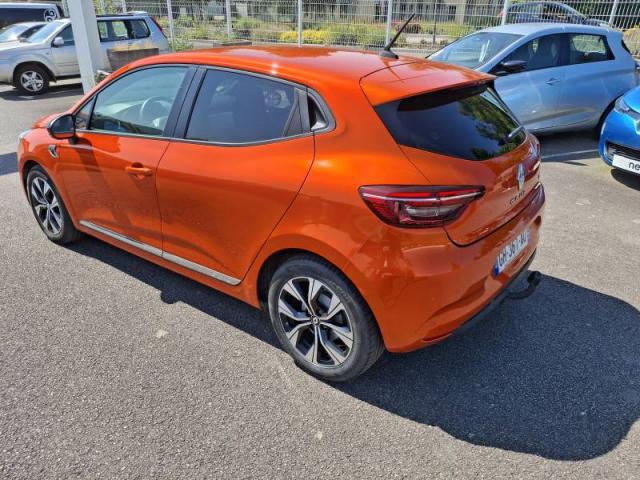 Renault Clio image 2