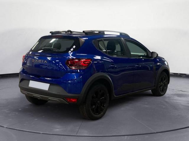 Dacia Sandero image 2