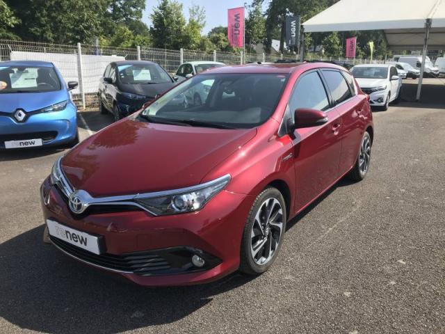 Toyota Auris image 2