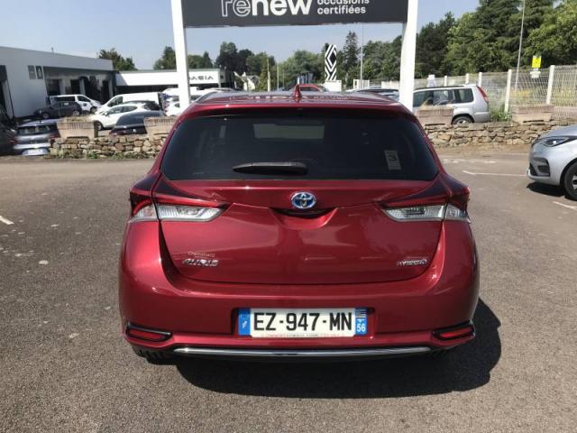 Toyota Auris image 6