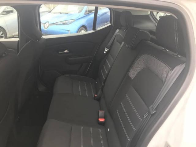Dacia Sandero image 9