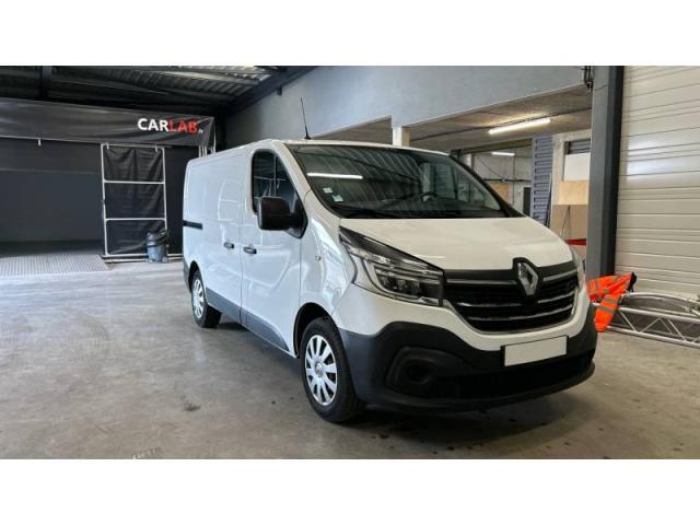Renault Trafic image 9
